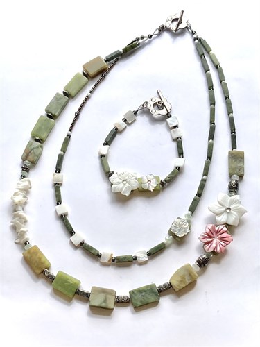 One-Of-A-Kind Maui Necklace & Bracelet Set