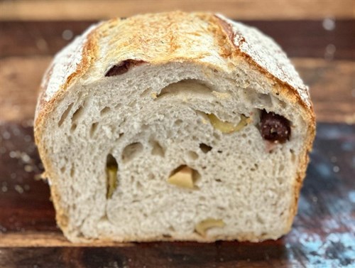 Sourdough-Feta & Olive Bread