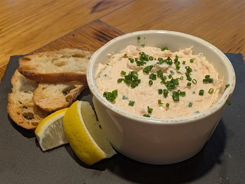 * HOLIDAY - Salmon Pate