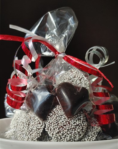**Valentine Incomparable Nonpareils