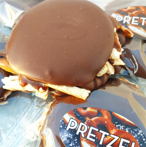 *Freddie’s Favorite!™- Pretzel