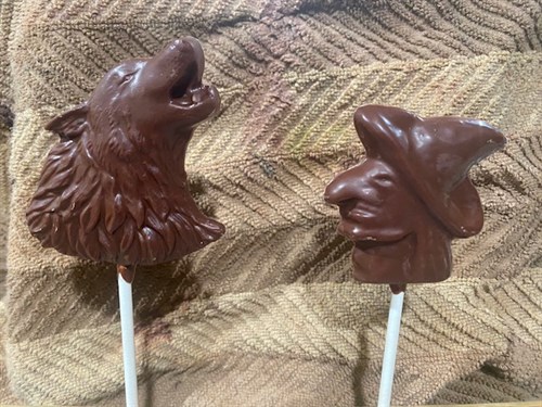 Halloween Chocolate Lollipops